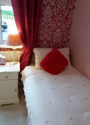 Oda, 1 Tek Kişilik Yatak, Banyolu/Duşlu