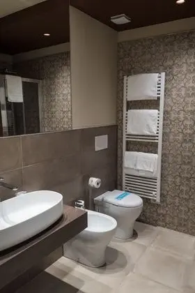 Panoramic Tek Büyük veya İki Ayrı Yataklı Oda