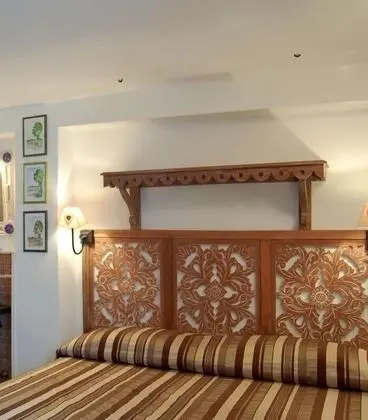 Tek Büyük veya İki Ayrı Yataklı Oda, Banyolu/Duşlu