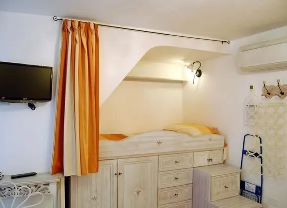 Üç Kişilik Oda, Banyolu/Duşlu