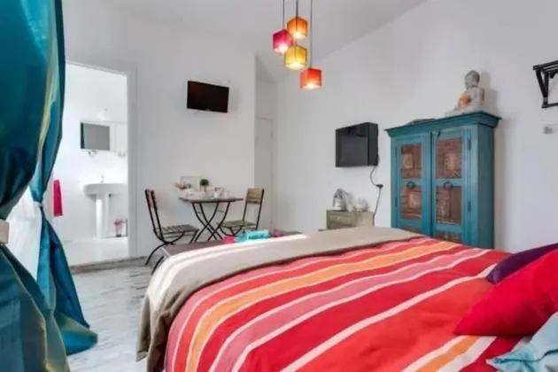 Tek Büyük Yataklı Oda, Banyolu/Duşlu