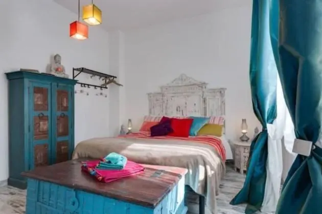 Tek Büyük Yataklı Oda, Banyolu/Duşlu