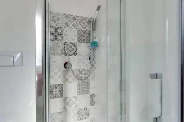 Tek Büyük Yataklı Oda, Banyolu/Duşlu