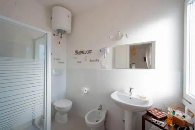 Tek Kişilik Oda, Banyolu/Duşlu