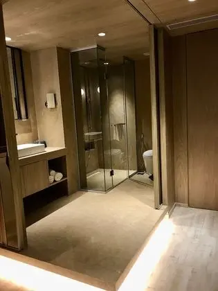 Club Tek Büyük Yataklı Oda
