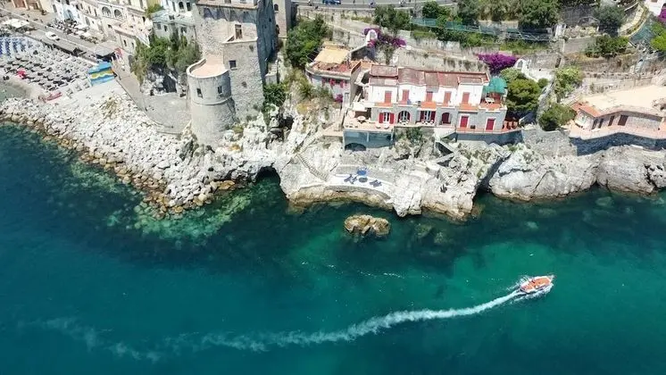 Villa, Banyolu/Duşlu (Accesso privato al mare)