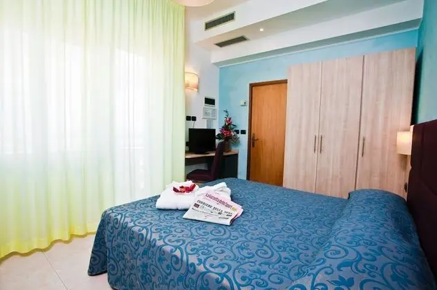 Economy Oda, Deniz Manzaralı