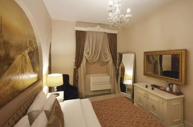 Standart Oda, Kara Manzaralı
