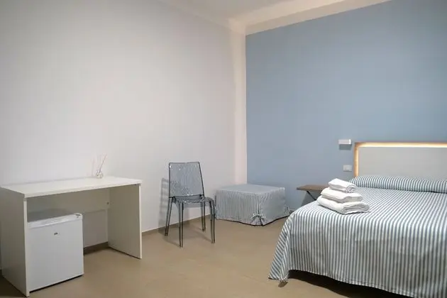 Family Oda, Balkon (Aragosta Gialla)