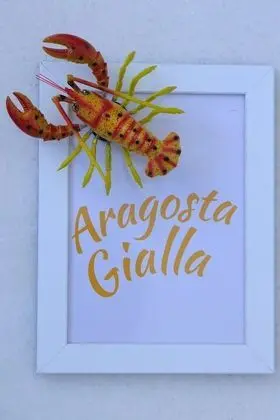 Family Oda, Balkon (Aragosta Gialla)