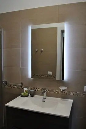 Family Oda, Balkon (Aragosta Gialla)