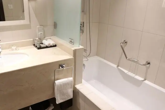 Deluxe Room-King Bed
