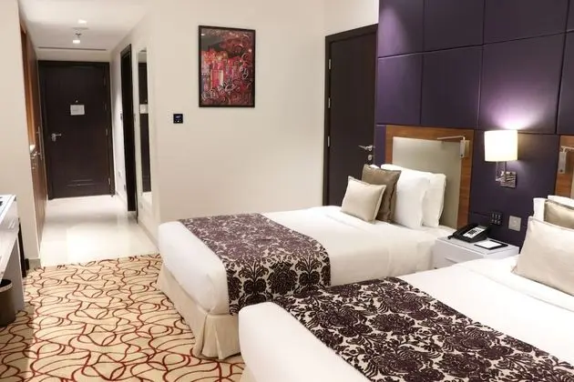 Deluxe Room-Twin Bed