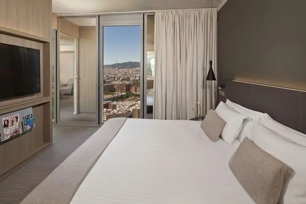 The Level Junior Suite (2+1)