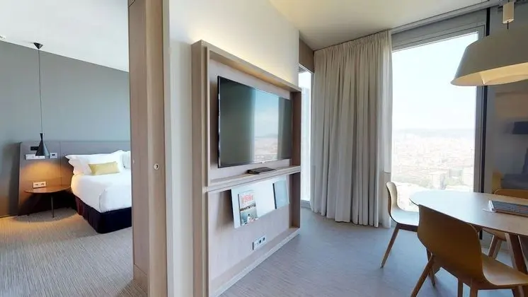 The Level Junior Suite (2+1)