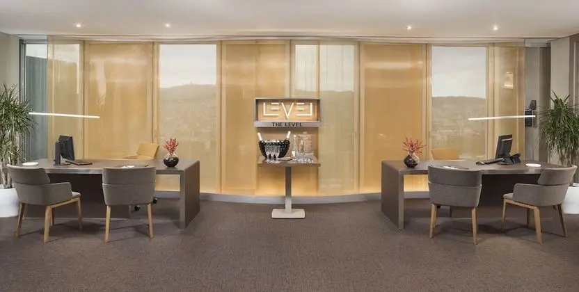 The Level Master Suite Sea View