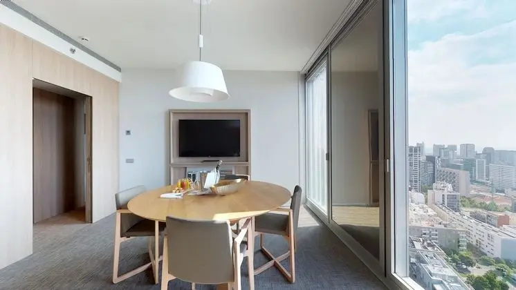 The Level Master Suite Sea View