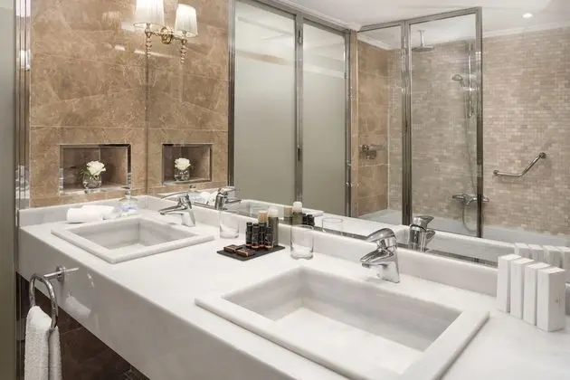 The Level, Premium Oda