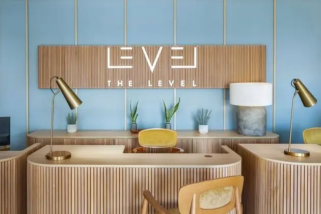 Süit (The Level Royal (2 adults + 2 child))