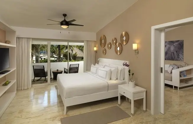 The Level Ocean Suite by Stay Well