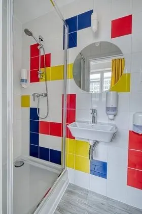 Üç Kişilik Oda, Özel Banyo