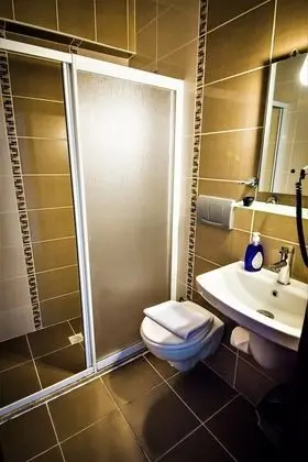 Deluxe Tek Büyük Yataklı Oda, 1 Çift Kişilik Yatak, Balkon, Deniz Manzaralı