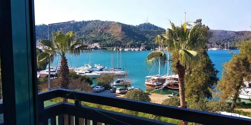 Deluxe Tek Büyük Yataklı Oda, 1 Çift Kişilik Yatak, Balkon, Deniz Manzaralı