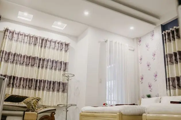 Dört Kişilik Oda, Ortak Banyo, Şehir Manzaralı