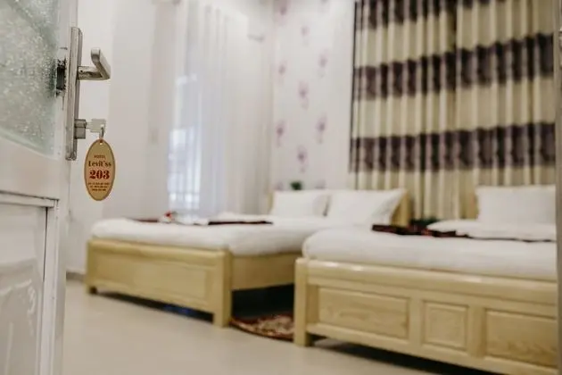 Dört Kişilik Oda, Ortak Banyo, Şehir Manzaralı