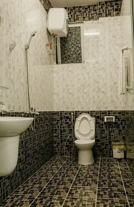 Dört Kişilik Oda, Ortak Banyo, Şehir Manzaralı