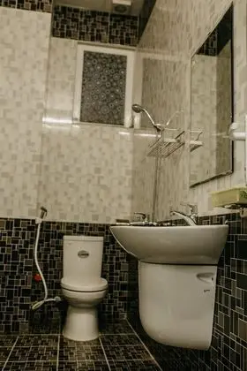 Dört Kişilik Oda, Özel Banyo