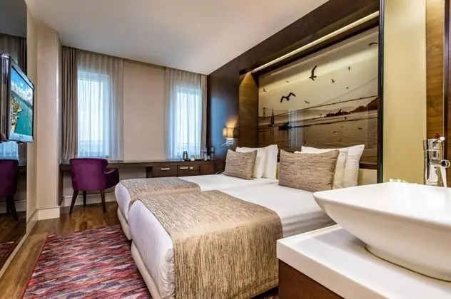 Standart Oda, Şehir Manzaralı