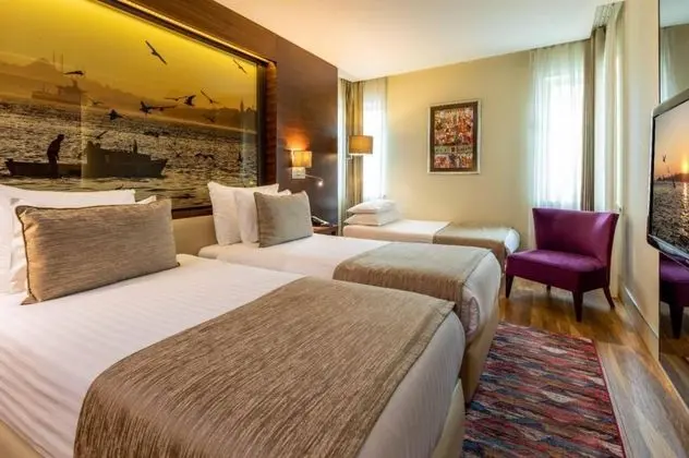 Standart Üç Kişilik Oda, Şehir Manzaralı