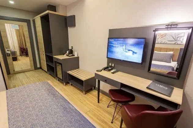 Standart Oda, Şehir Manzaralı