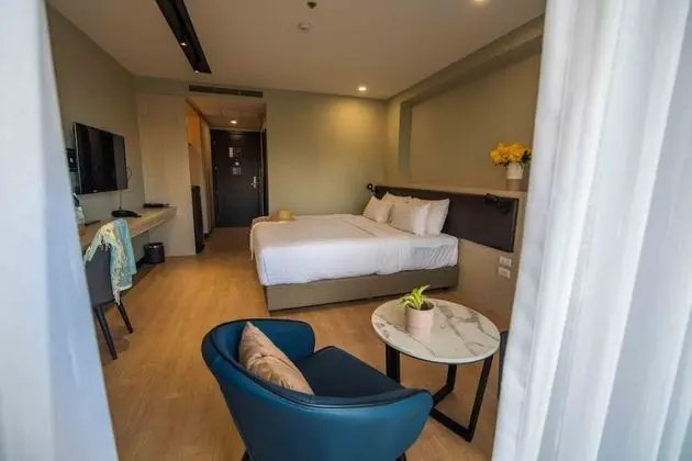 Premium Oda, Küvet, Havuz Manzaralı