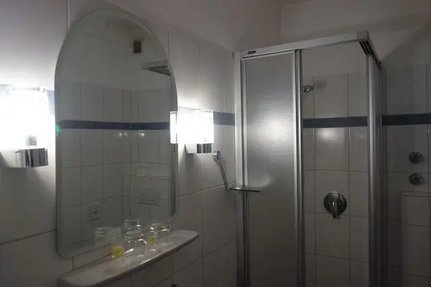 Standard Tek Büyük veya İki Ayrı Yataklı Oda