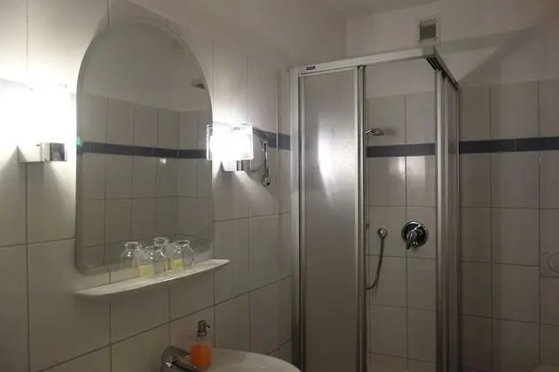 Standard Tek Büyük veya İki Ayrı Yataklı Oda