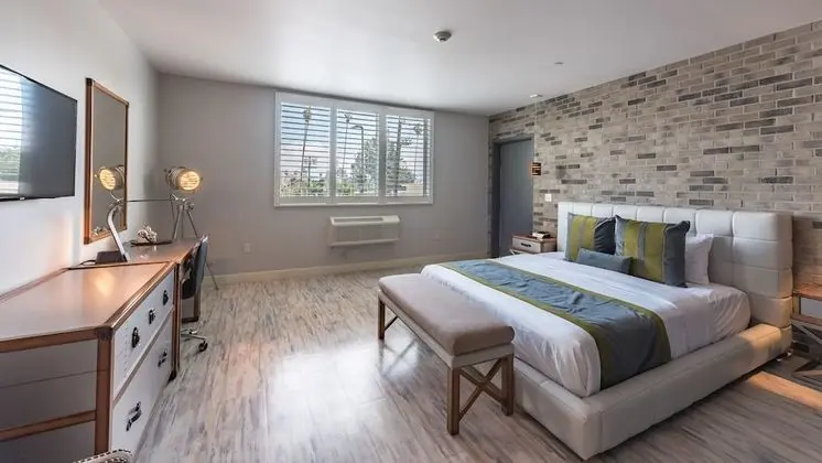 Deluxe Oda, 1 En Büyük (King) Boy Yatak, Balkon