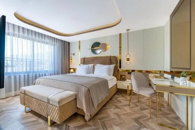 KİNG SUIT ROOM