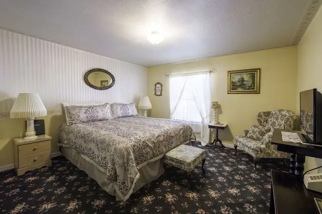 Deluxe Room, 1 Queen Bed