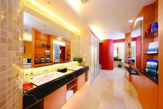 Sky Pool Villa (Tower Block)