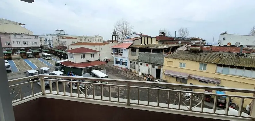 Grand Oda, 1 Büyük (Queen) Boy Yatak, Sigara İçilmez, Şehir Manzaralı