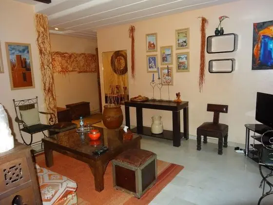 Traditional Süit