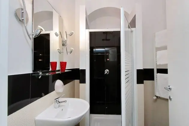 Deluxe Tek Büyük Yataklı Oda (Guesthouse)