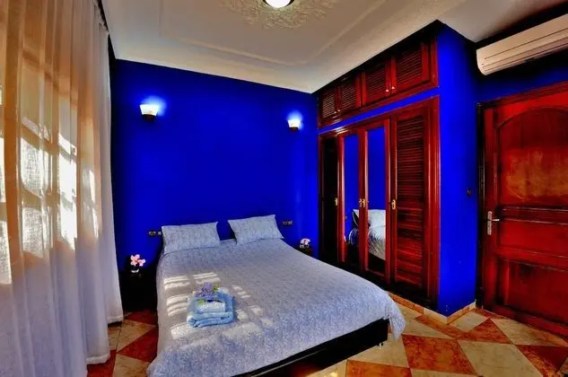 Superior Tek Büyük Yataklı Oda (Bleu)