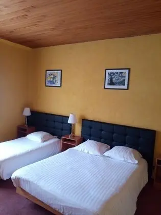 Üç Kişilik Oda