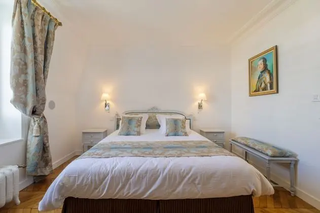 Deluxe Tek Büyük Yataklı Oda (Le Marquis)
