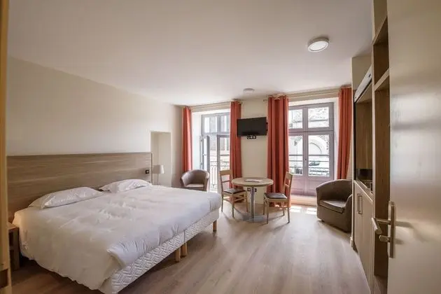 Tek Büyük Yataklı Oda, Mutfak