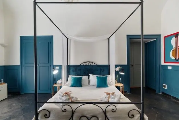 Tek Büyük Yataklı Oda