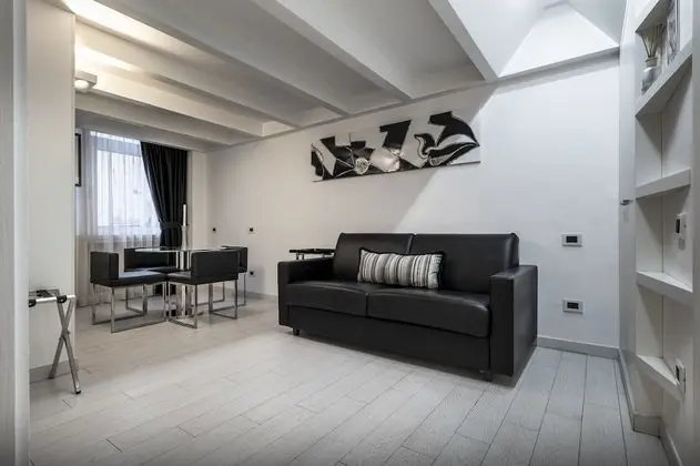 Classic Apart Daire (via Angelo Brunetti 24)